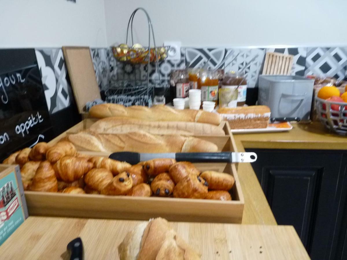 Hotel L'Horloge Gourmande Donzère Zewnętrze zdjęcie